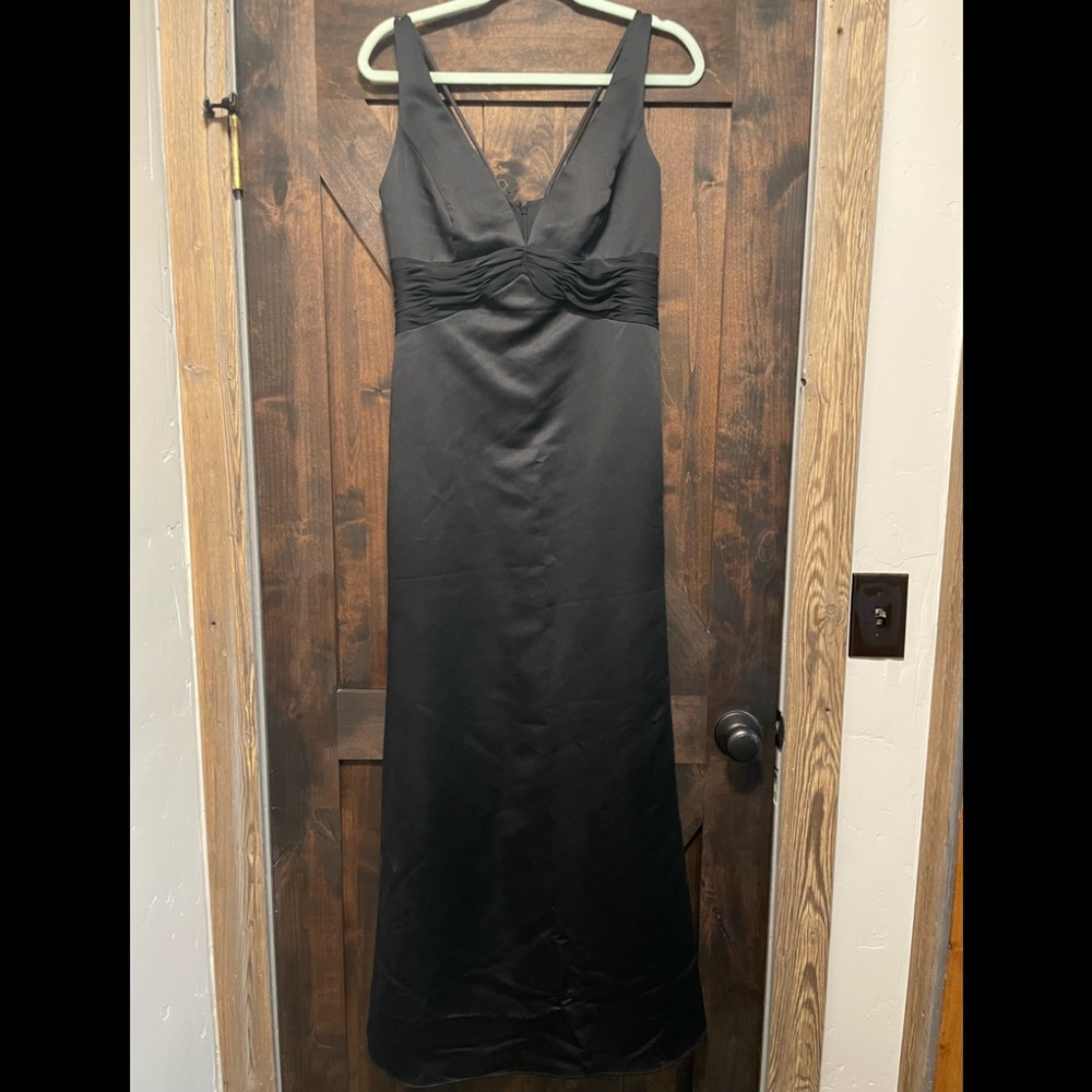 DaVinci Bridesmaid  or Prom Dress - excellent condition.  Already dry cleaned.